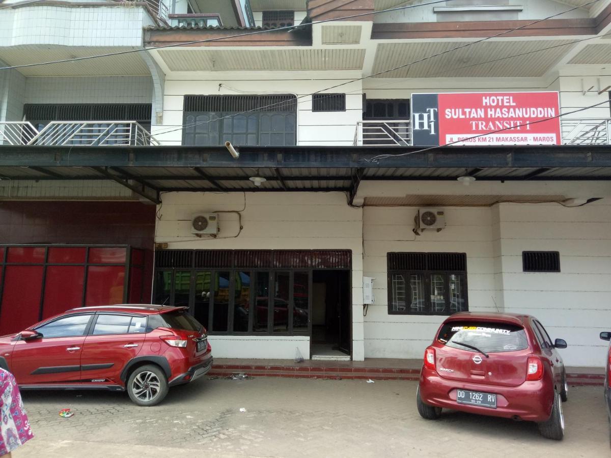 Hotel Transit 1 Makassar Redpartner Экстерьер фото